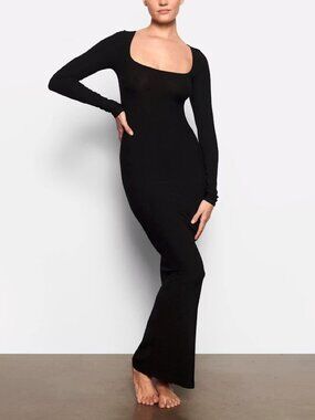 NWT SKIMS Soft Lounge Rib Long Sleeve Dress